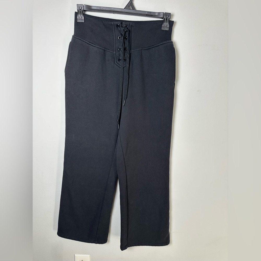 Victoria Secret Women’s Wide Leg Sweatpants Black Size Medium